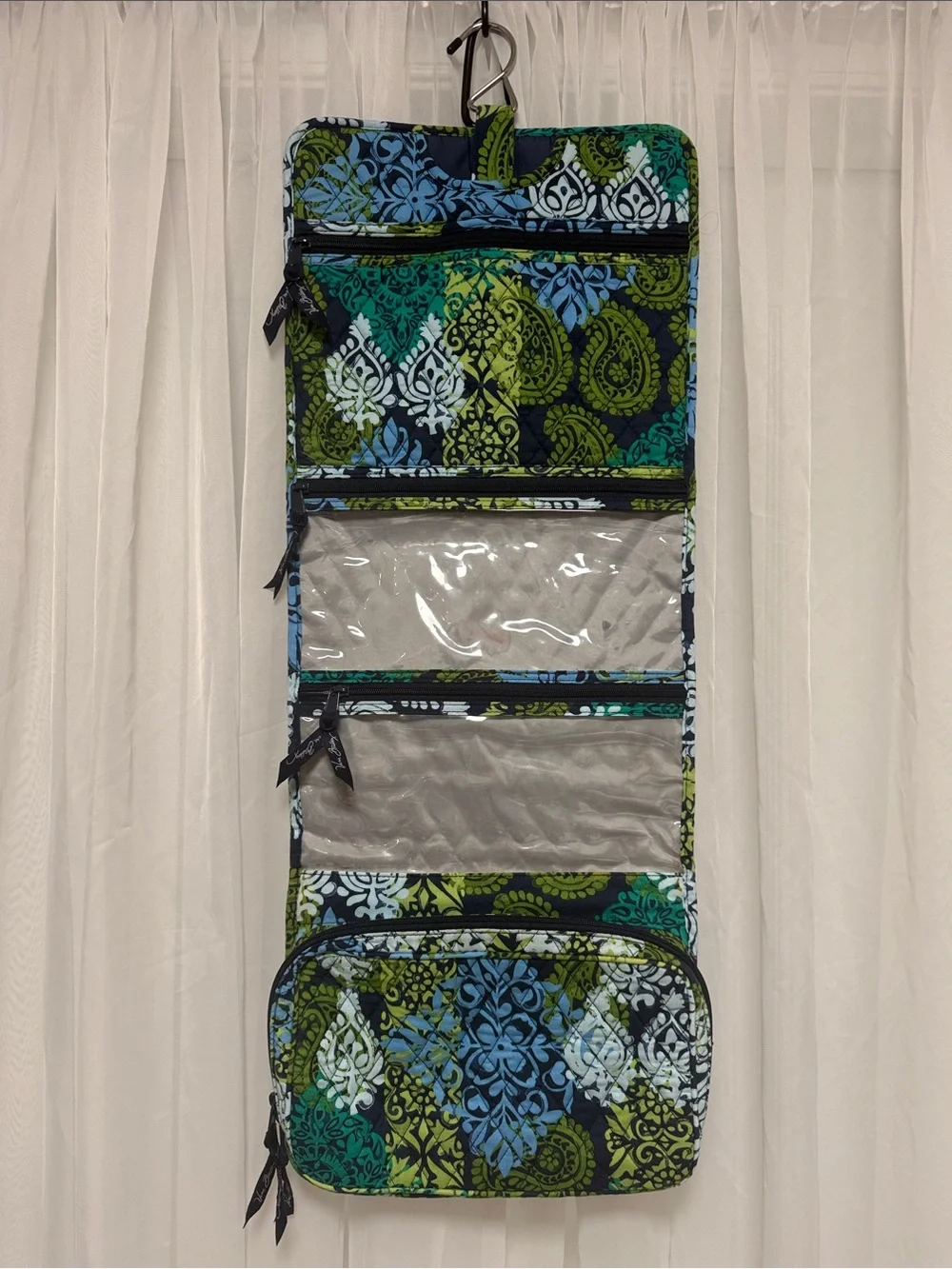 Vera Bradley Quilted Hanging Toiletry Organizer - Green & Blue Pattern
